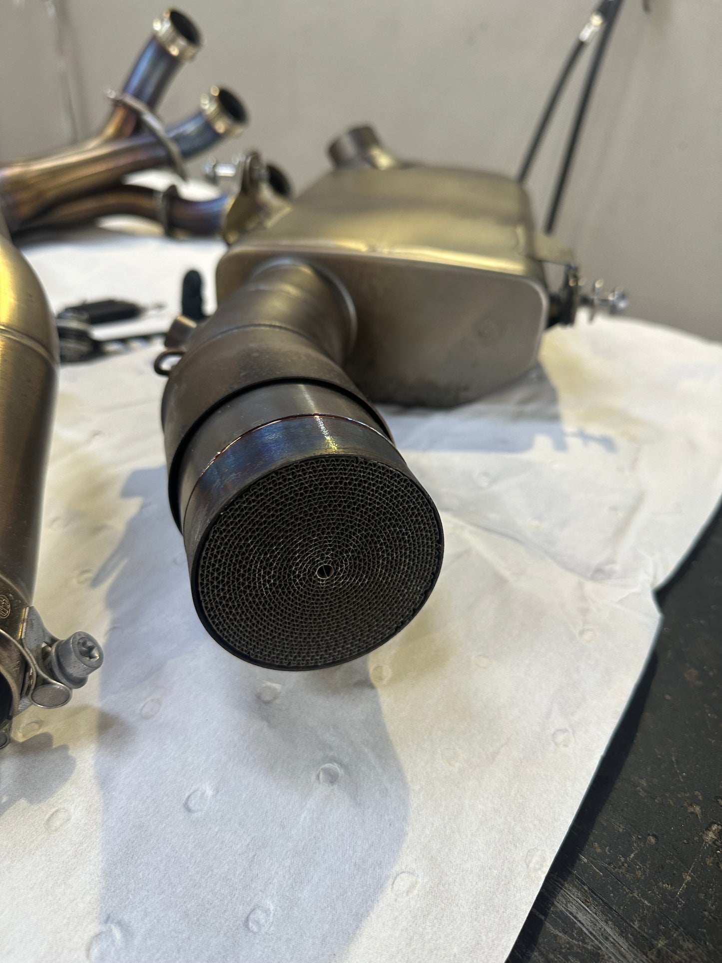 MARMITTA COMPLETA ORIGINALE YAMAHA MT09 AKRAPOVIC EURO 5 + 2024 2025